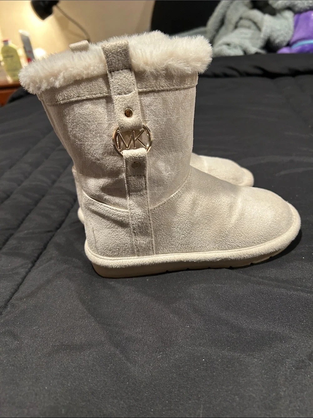 Michael Kors Cream Faux-Fur Cuff Winter Boots